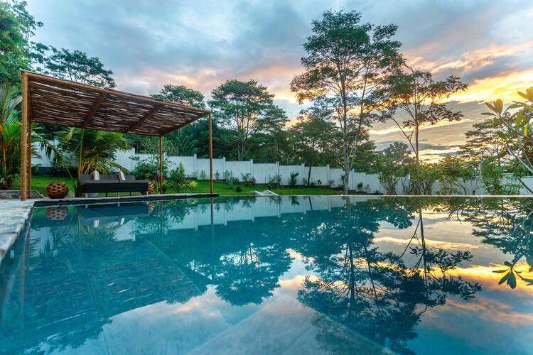 Kahanda Kanda (Adults Only 18+)
