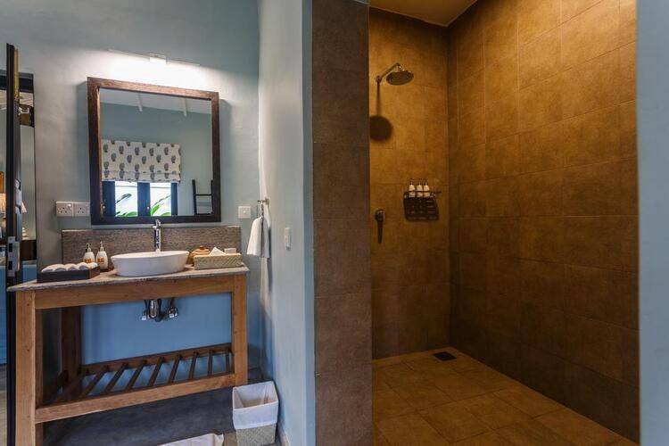 Kahanda Kanda (Adults Only 18+)
