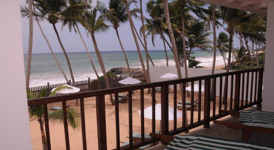 The Beach Hotel Oasis Bridge