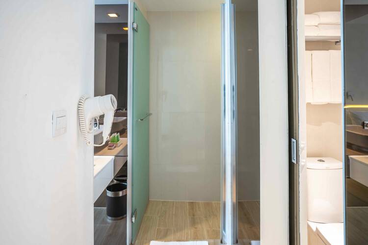 Mood Hotel (Ex. A One Star Hotel)