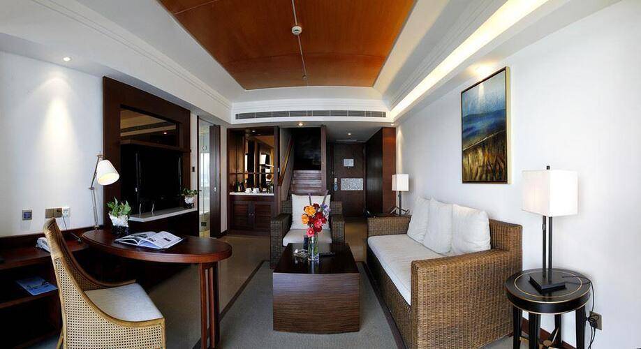Marina Spa Resort