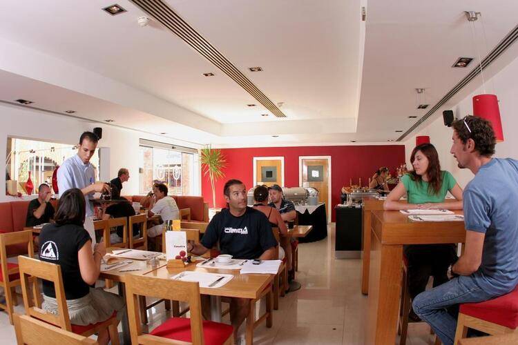 Camel Dive Club & Hotel