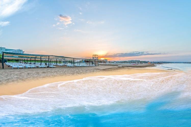 Royal Atlantis Resort & Spa