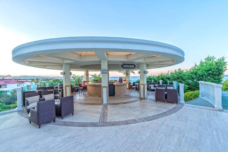 Royal Atlantis Resort & Spa