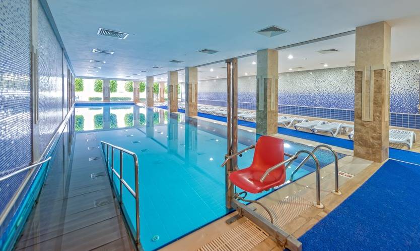 Royal Atlantis Resort & Spa