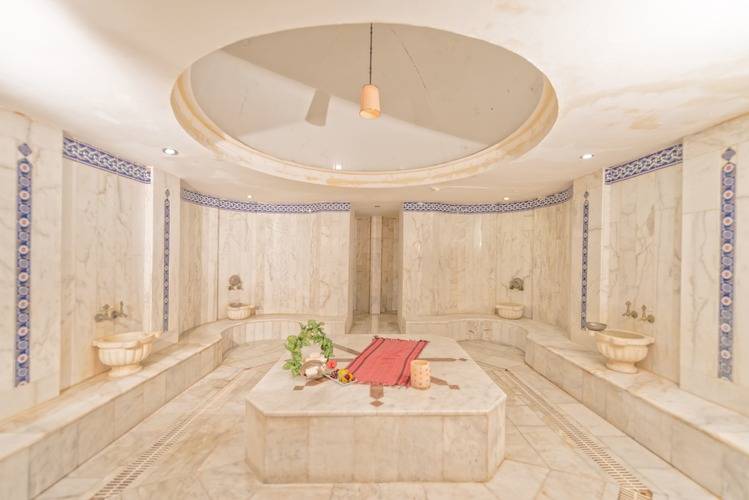 Royal Atlantis Resort & Spa