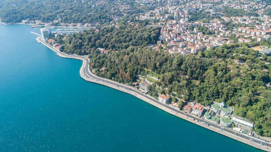 The Central Palace Bosphorus Hotel