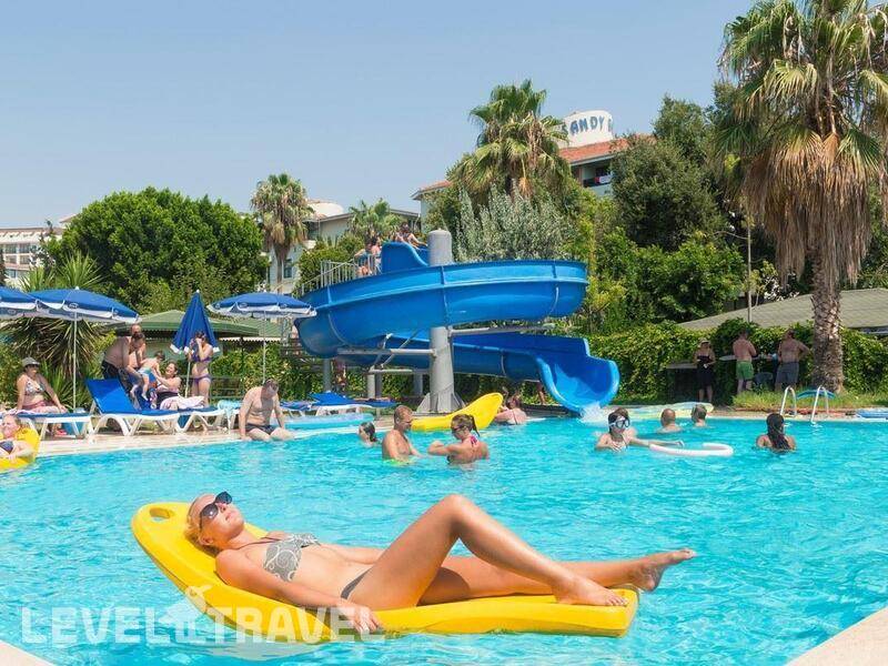 Фотография Sandy Beach Hotel