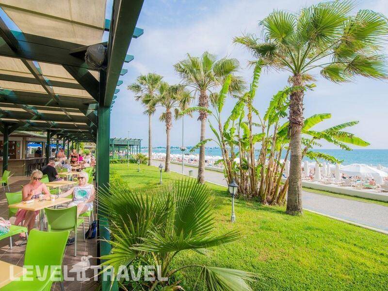 Фотография Sandy Beach Hotel