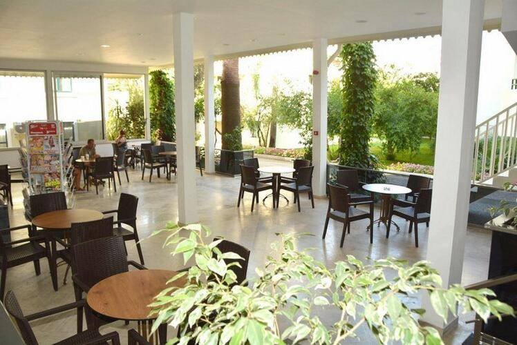 Sandy Beach Hotel