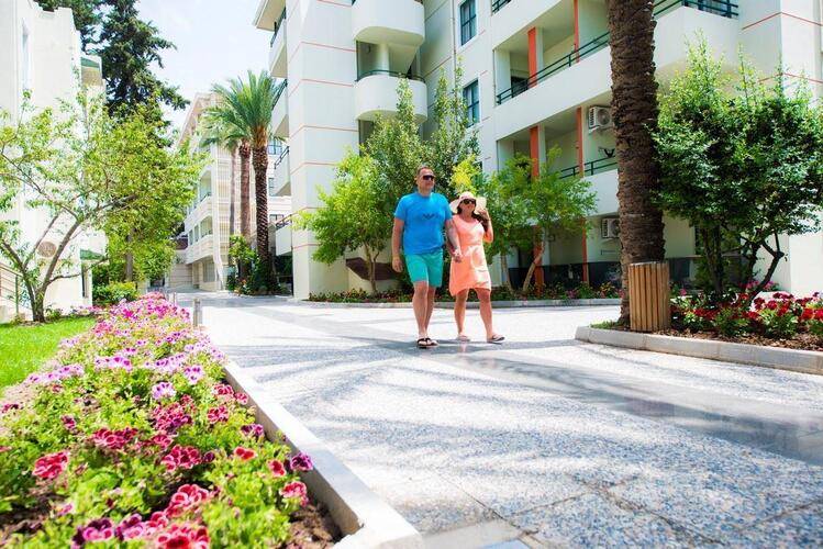 Sandy Beach Hotel