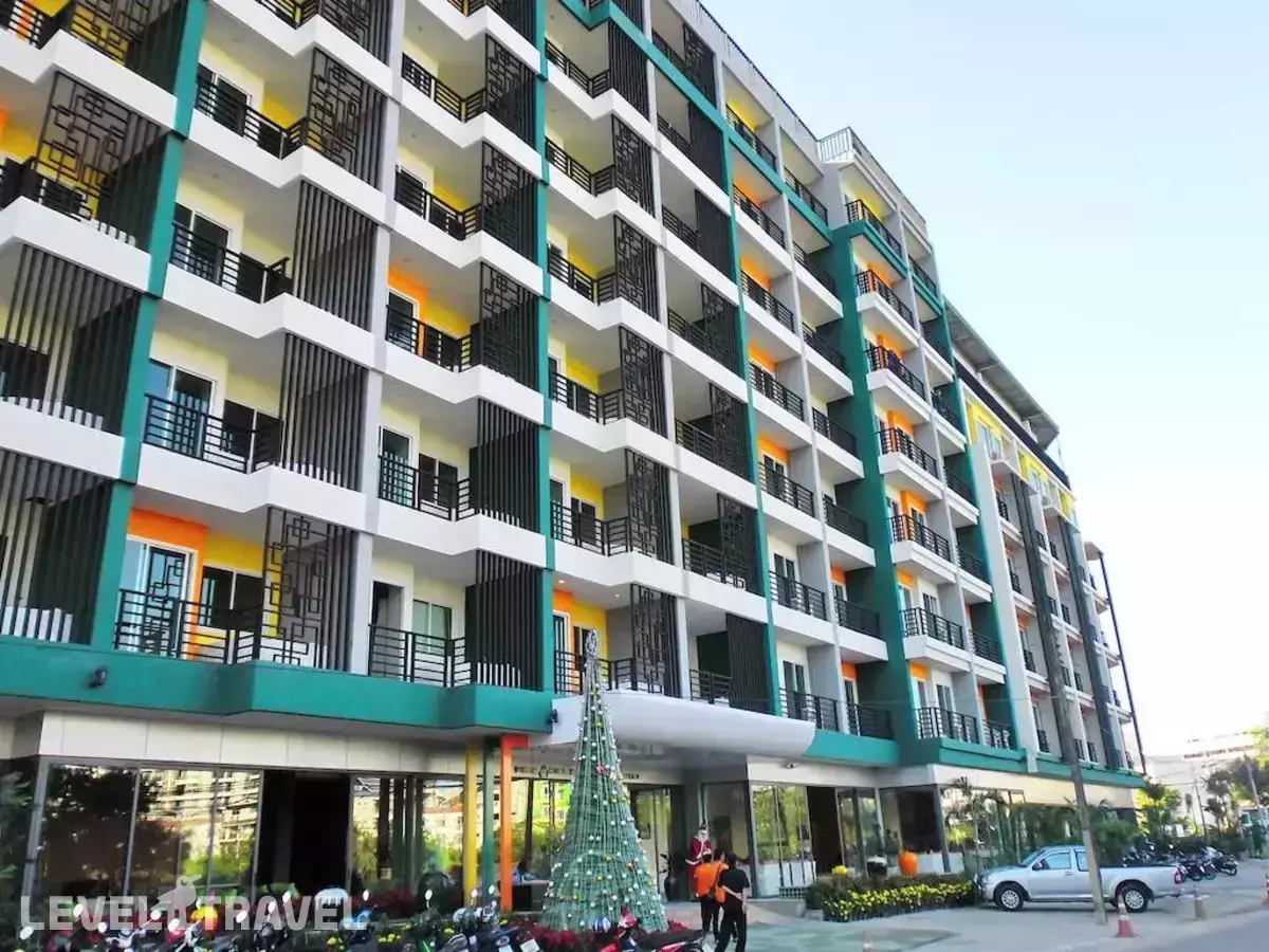 Zephyr Grand Hotel (Ex. The Three By Apk)