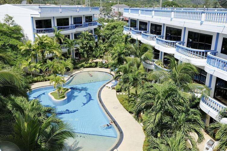The Club Residence