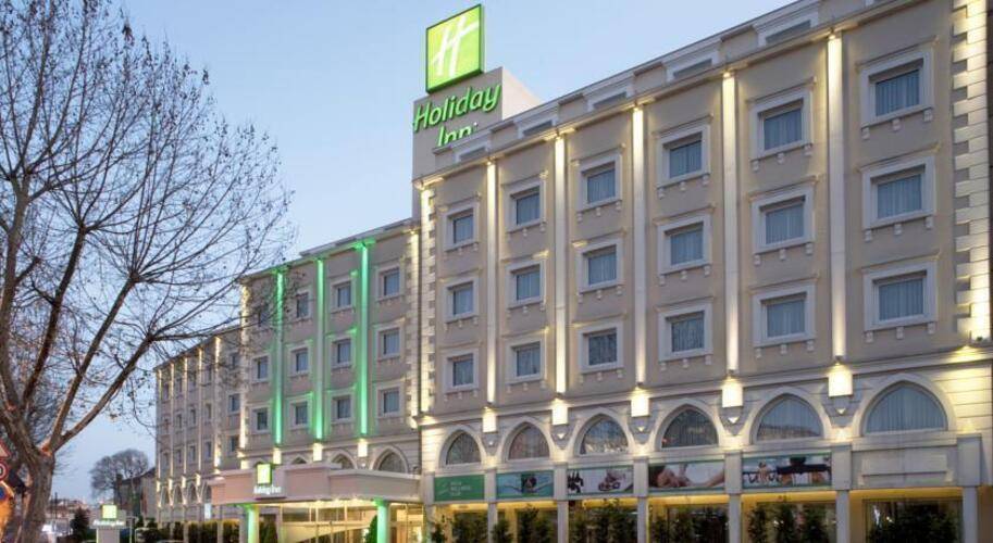 Holiday Inn City Hotel