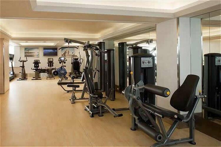 Holiday Inn City Hotel