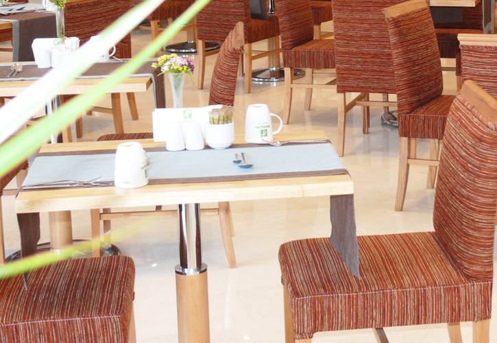 Holiday Inn City Hotel