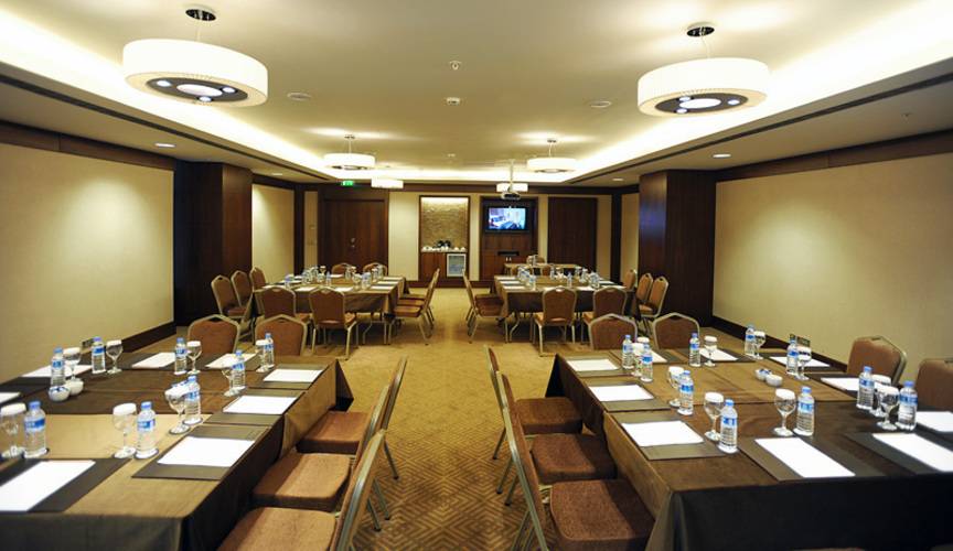 Titanic Port Bakirkoy Hotel