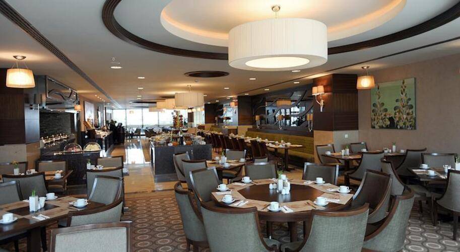 Titanic Port Bakirkoy Hotel