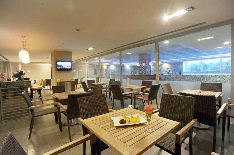 Titanic Port Bakirkoy Hotel