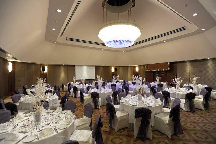 Titanic Port Bakirkoy Hotel