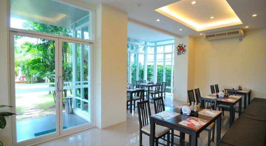 Phavina Servised Residence