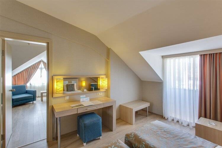 Lucida Beach Hotel (Ex. Novia Lucida Beach)