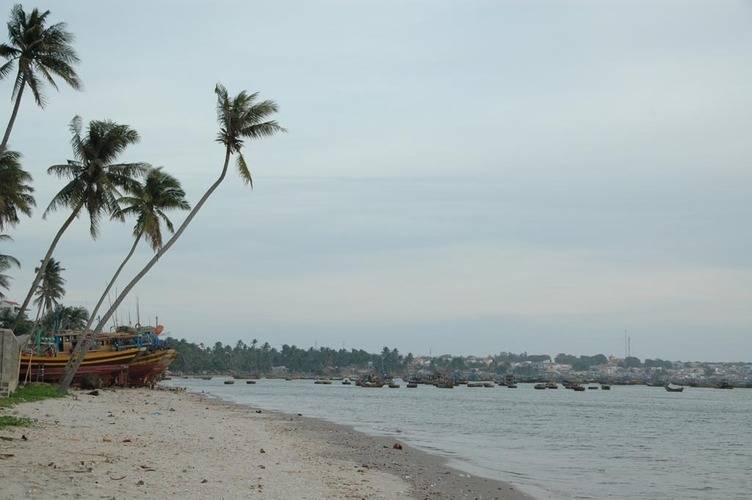 Lotus Muine Beach Resort & Spa