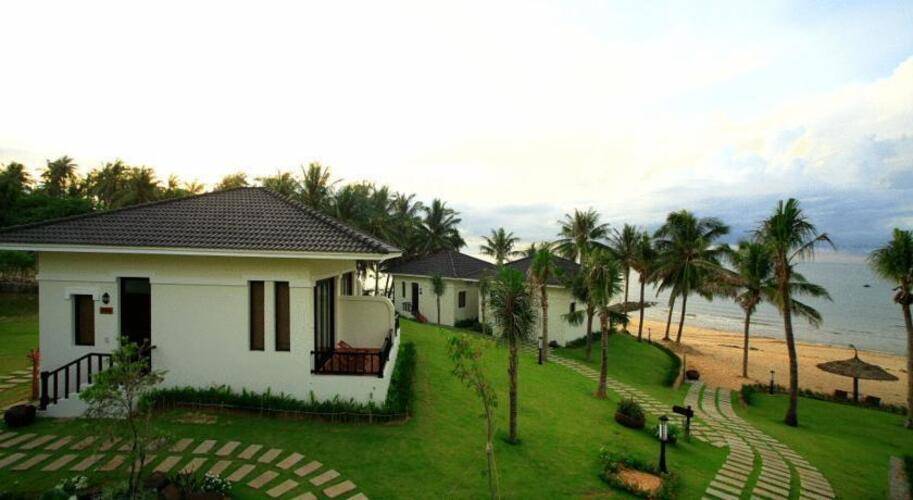 Lotus Muine Beach Resort & Spa