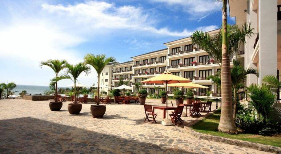 Lotus Muine Beach Resort & Spa
