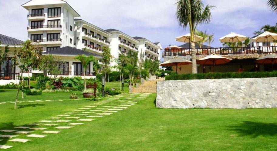 Lotus Muine Beach Resort & Spa