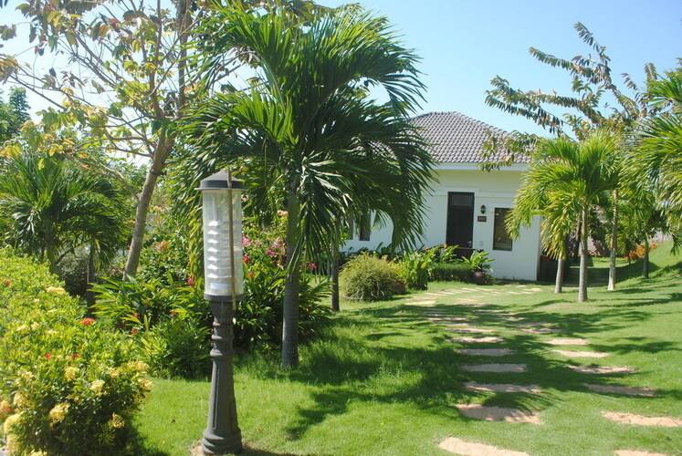 Lotus Muine Beach Resort & Spa