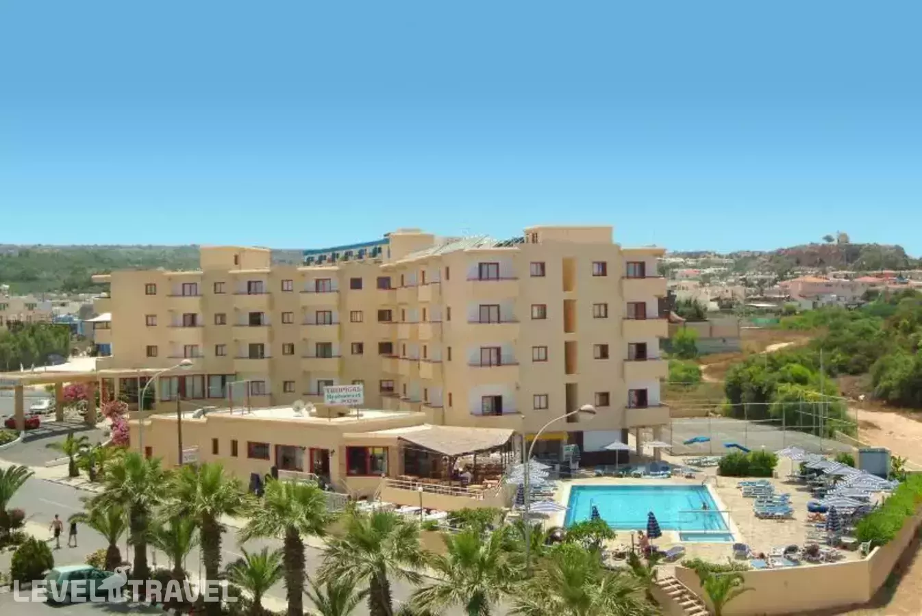 Tropical Dreams Apts