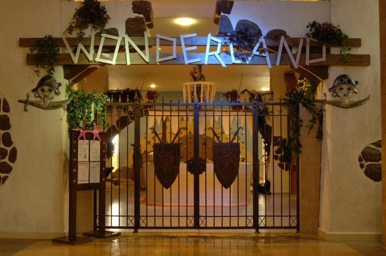Oleander Hotel