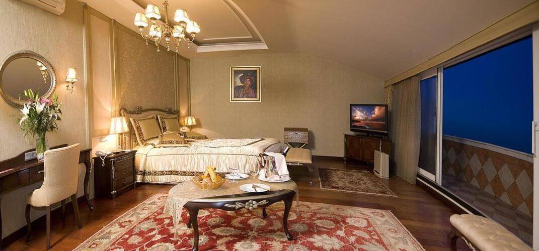 Grand Yavuz Hotel