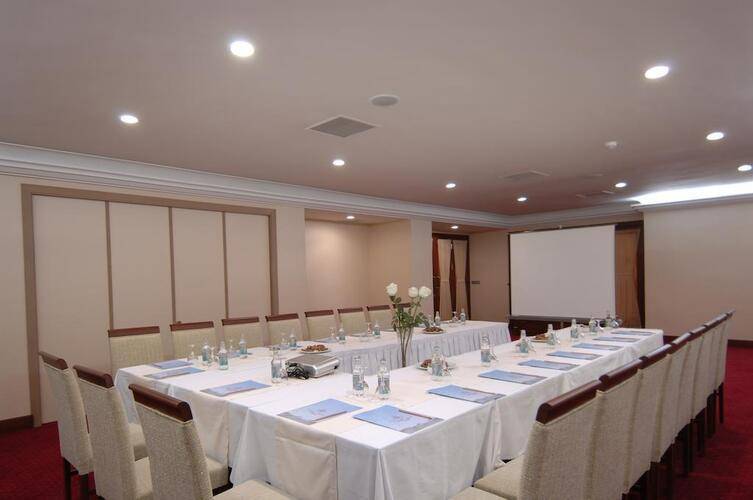 Grand Yavuz Hotel