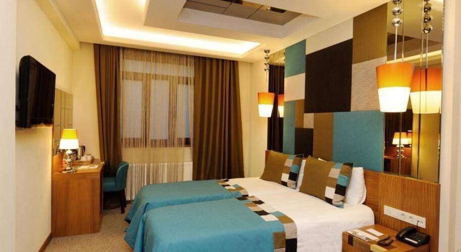 Collage Pera Hotel
