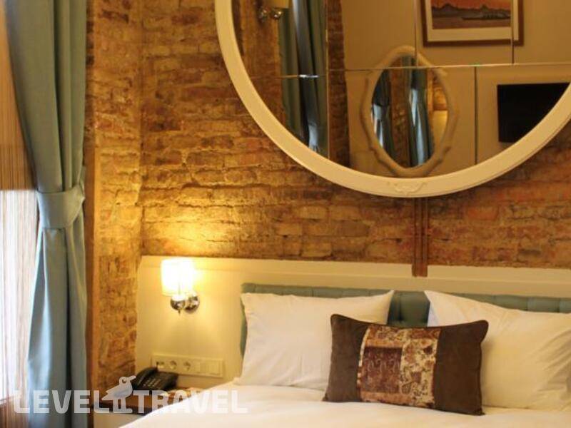 Фотография Collage Pera Hotel