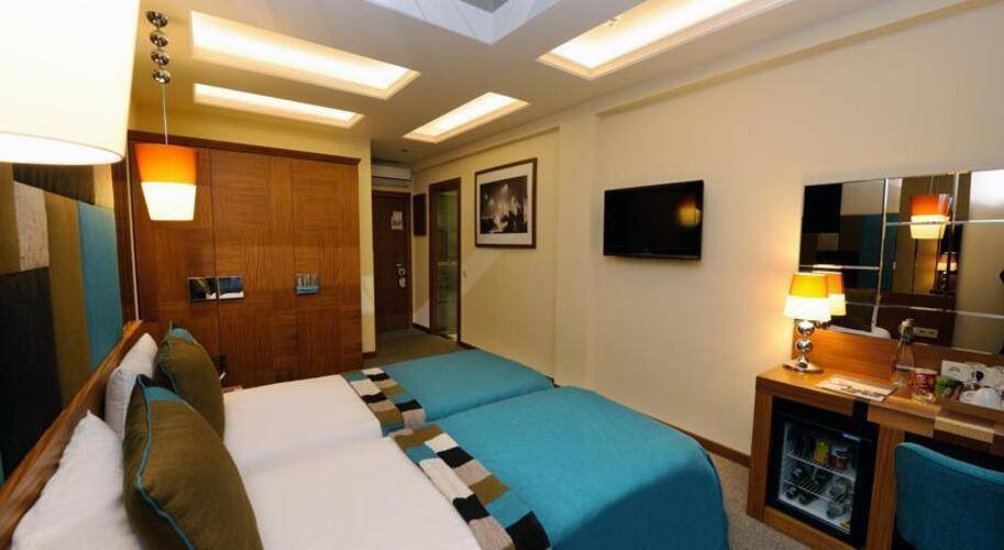 Collage Pera Hotel