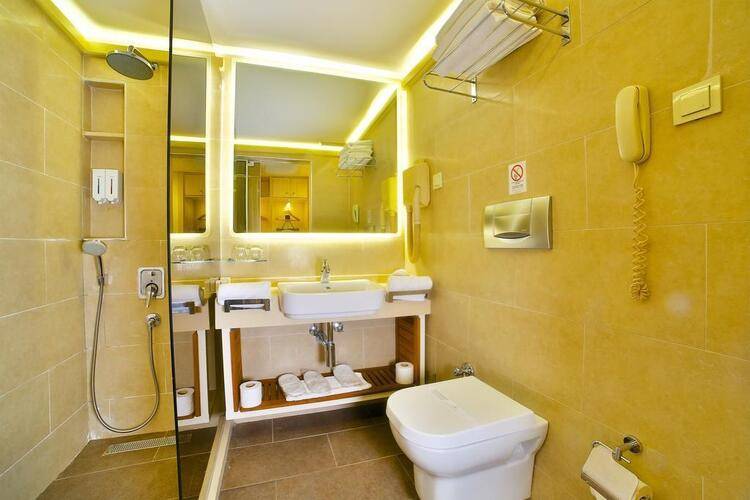Bulvar Palas Hotel