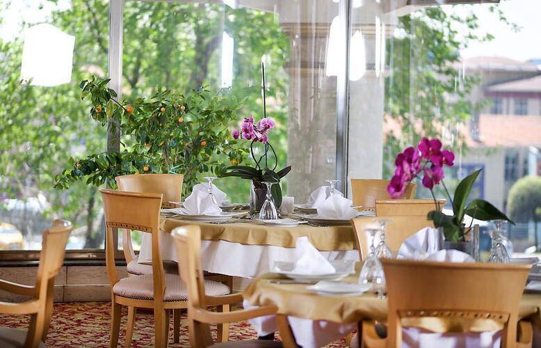 Bulvar Palas Hotel