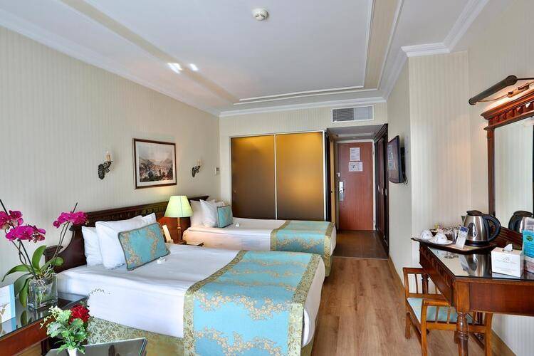 Bulvar Palas Hotel