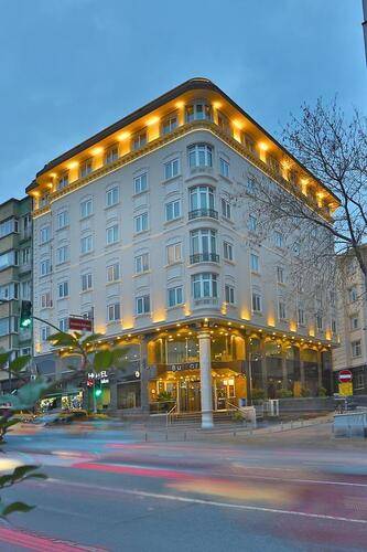 Bulvar Palas Hotel