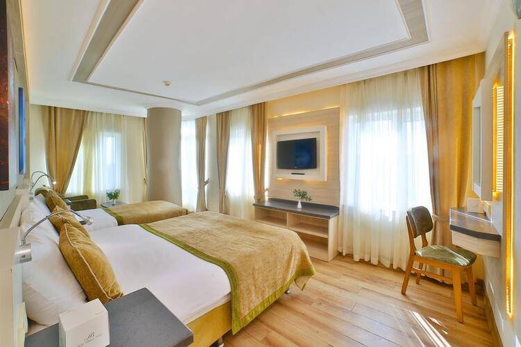 Bulvar Palas Hotel