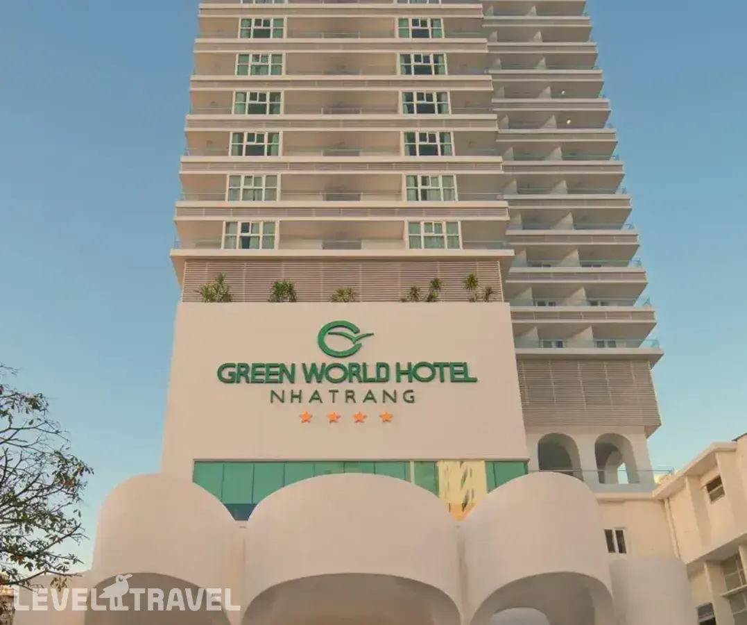 Green World Hotel