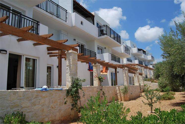Semiramis Village Hotel