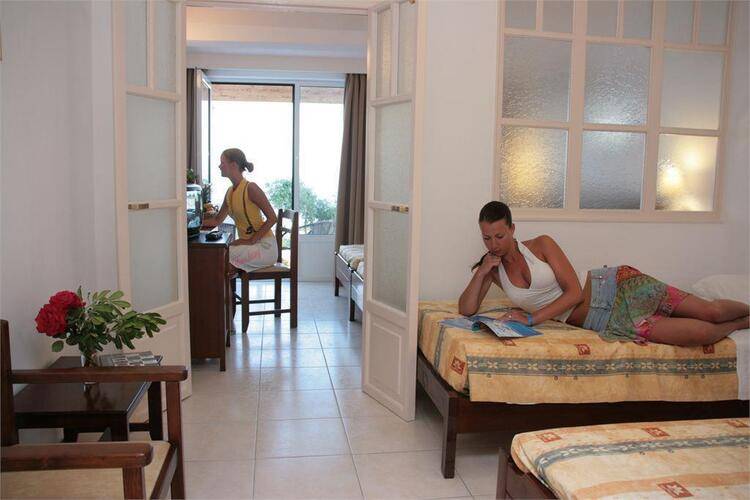 Semiramis Village Hotel