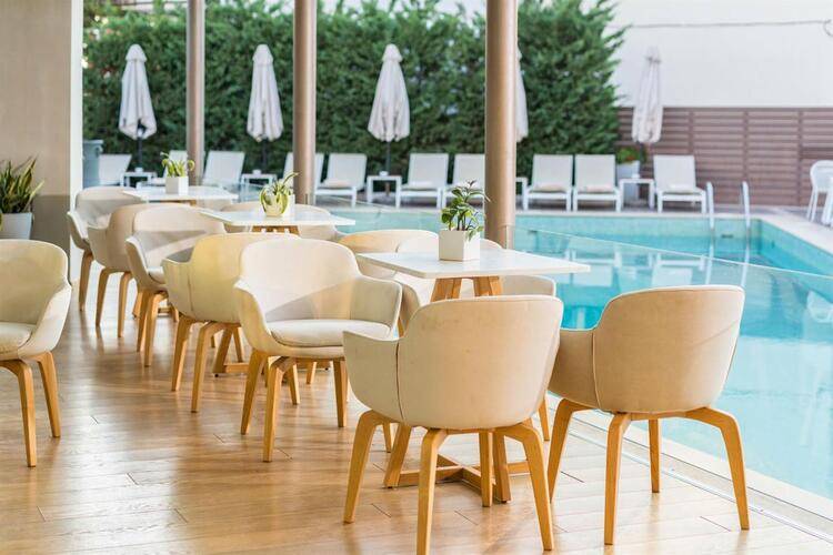 Nefeli Hotel