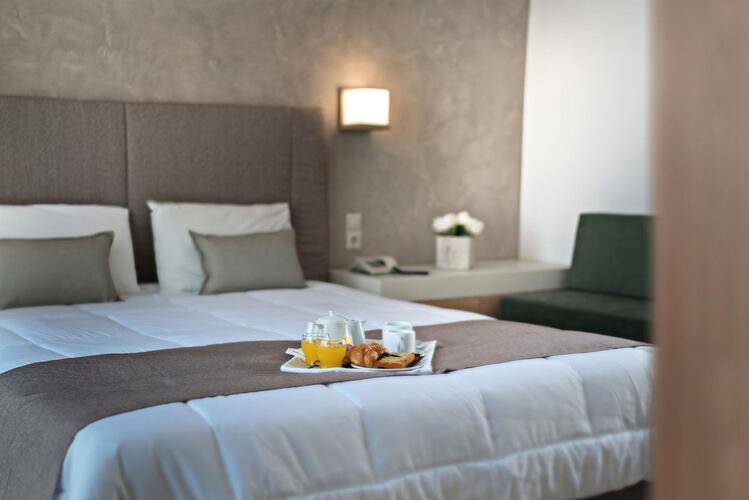 Nefeli Hotel