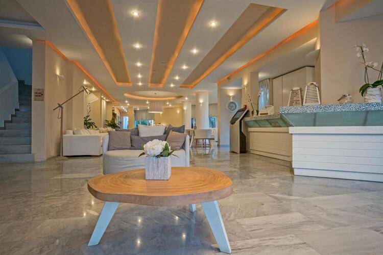 Nefeli Hotel