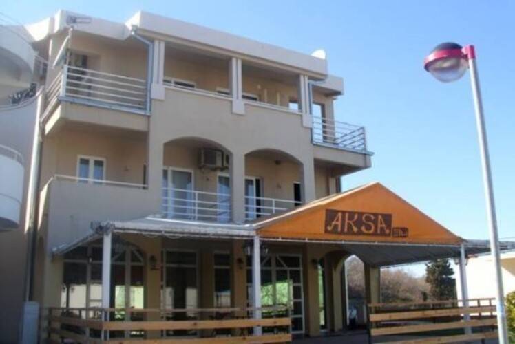 Villa Aksa